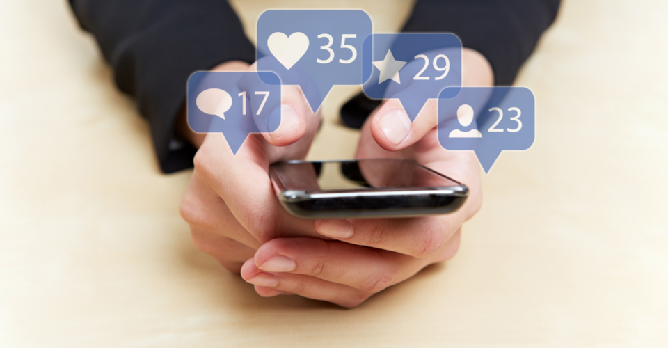 Social Media 960x500